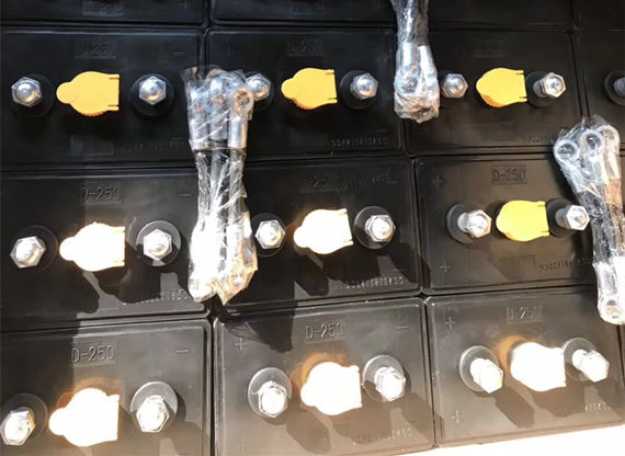 牽引車(chē)蓄電池